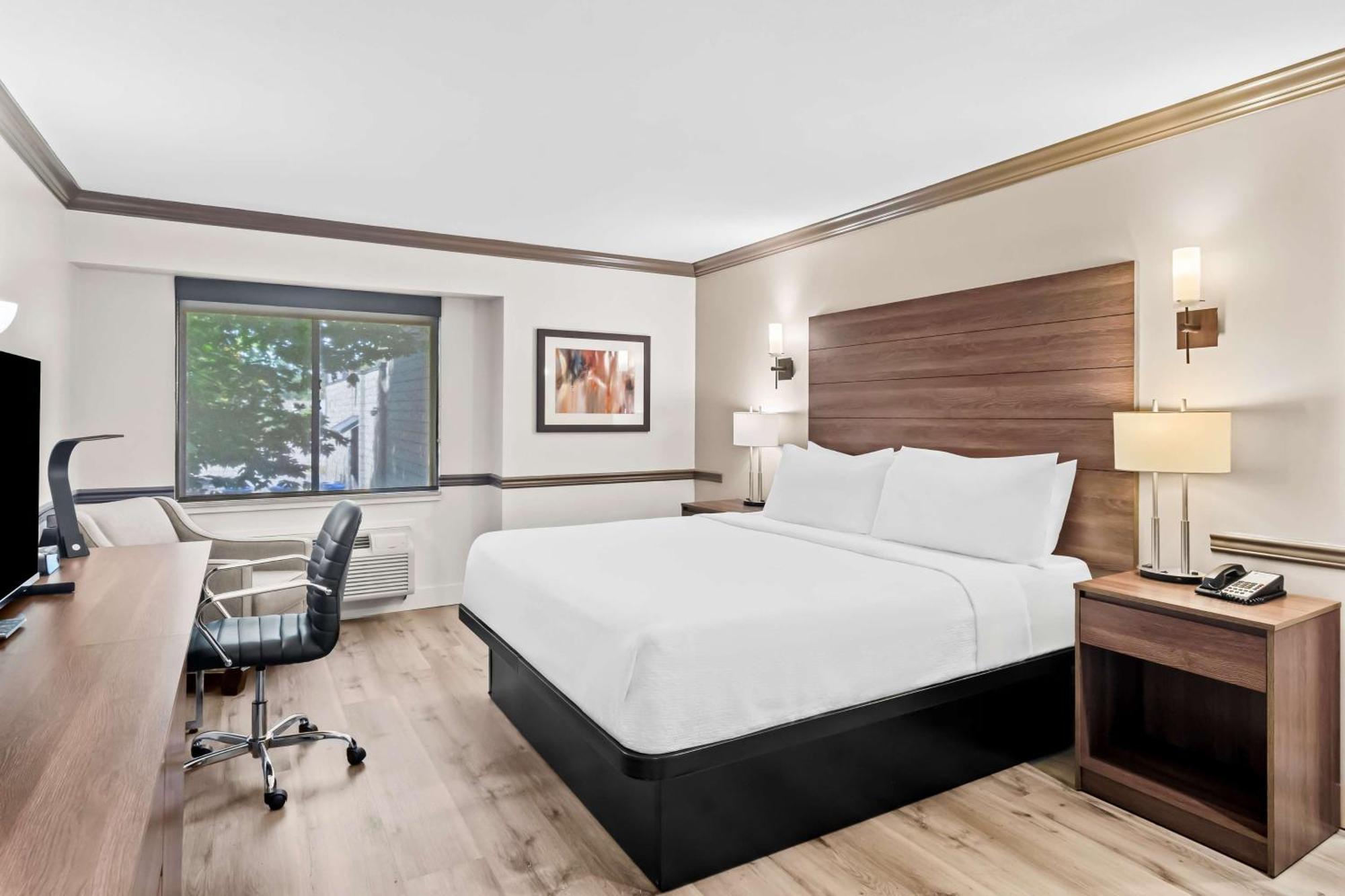 Best Western Maple Ridge Exterior photo